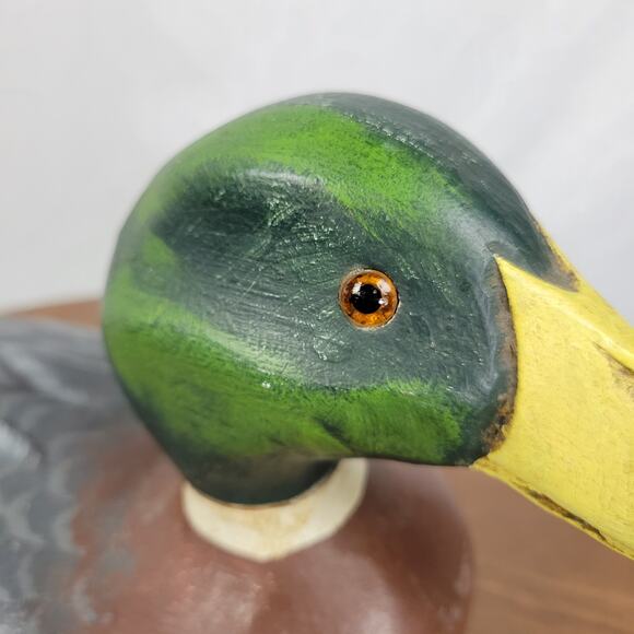 Vintage Signed Wood Carved Peabody Hotel Drake Mallard Duck Decoy Glass Eyes - Picture 15 of 16